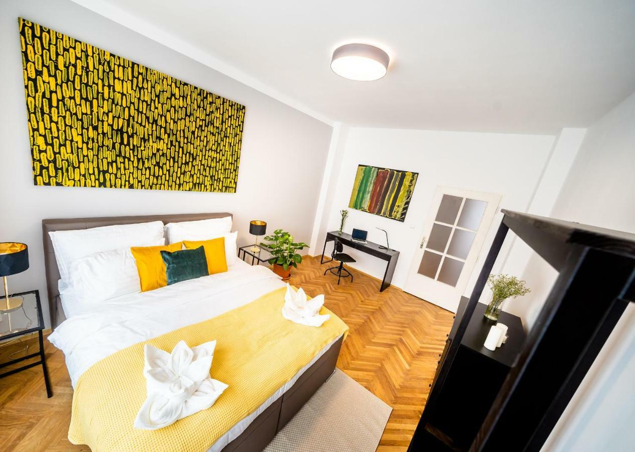 Michal&Michael'S Central Apartments 布拉格 外观 照片